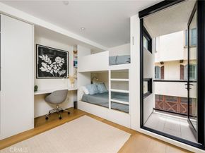 2821 Alma Avenue, Manhattan Beach CA 90266