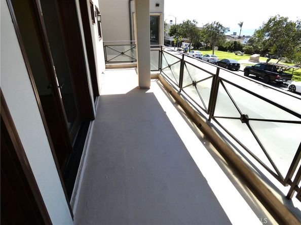 304 27th Street, Manhattan Beach CA 90266