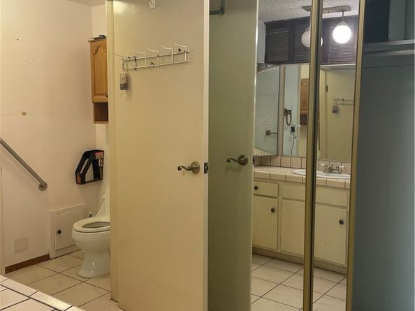 23035 Kinard Avenue, Carson CA 90745