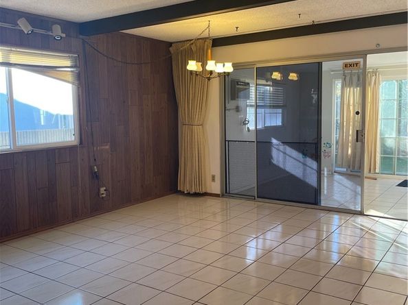 23035 Kinard Avenue, Carson CA 90745