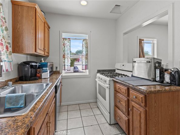 612 E Fairview Boulevard, Inglewood CA 90302