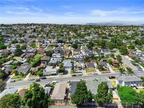 612 E Fairview Boulevard, Inglewood CA 90302