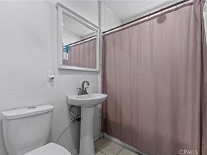 612 E Fairview Boulevard, Inglewood CA 90302