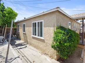 612 E Fairview Boulevard, Inglewood CA 90302