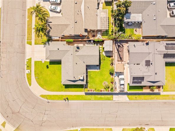 6051 Santa Barbara Avenue, Garden Grove CA 92845
