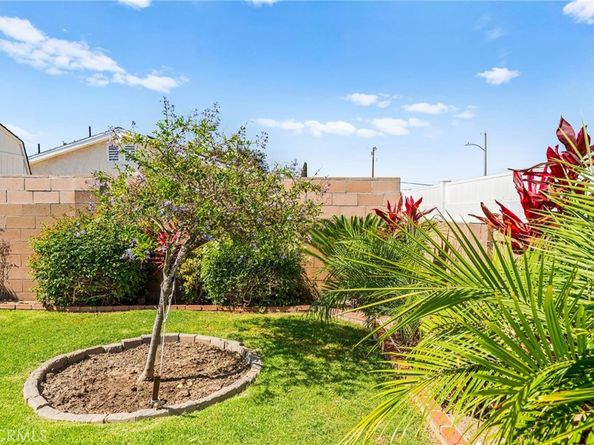 6051 Santa Barbara Avenue, Garden Grove CA 92845
