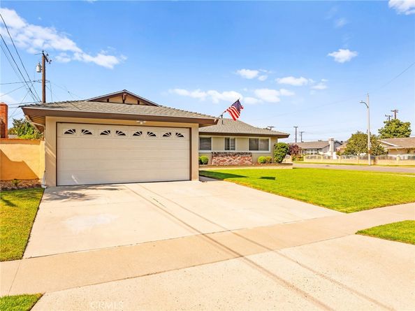 6051 Santa Barbara Avenue, Garden Grove CA 92845