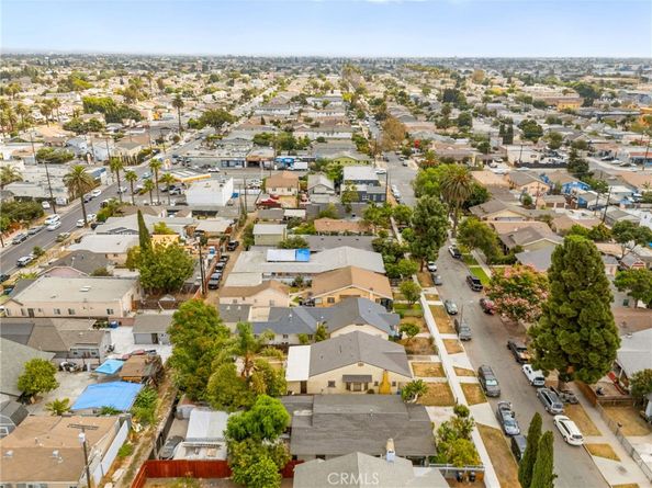 1445 W 55th St, Los Angeles CA 90062
