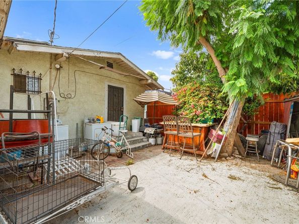 1445 W 55th St, Los Angeles CA 90062