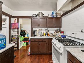 1445 W 55th St, Los Angeles CA 90062