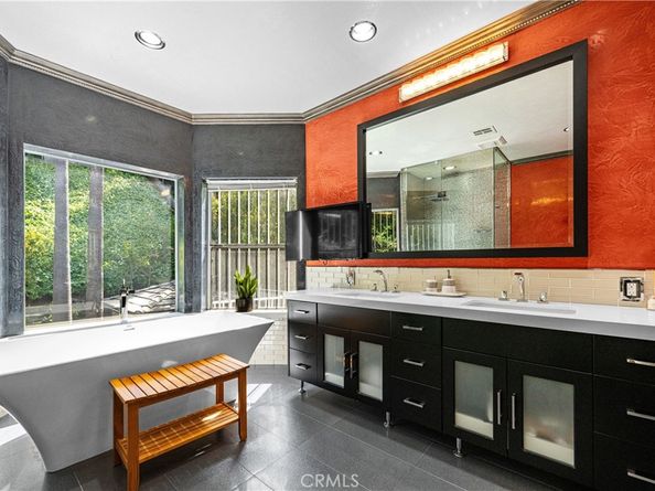 11372 Dona Teresa Drive, Studio City CA 91604