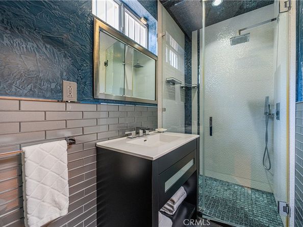 11372 Dona Teresa Drive, Studio City CA 91604