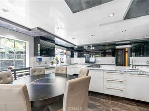 11372 Dona Teresa Drive, Studio City CA 91604