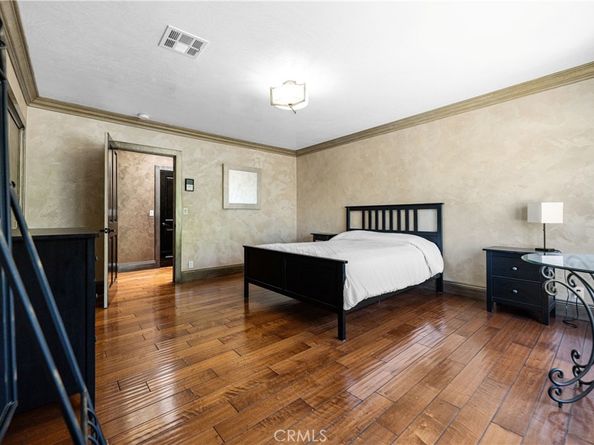 11372 Dona Teresa Drive, Studio City CA 91604