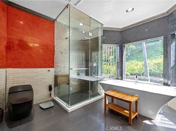 11372 Dona Teresa Drive, Studio City CA 91604