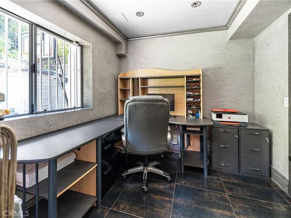 11372 Dona Teresa Drive, Studio City CA 91604