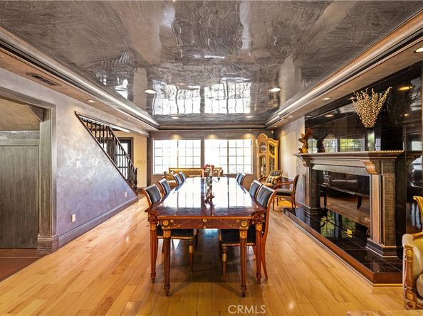 11372 Dona Teresa Drive, Studio City CA 91604