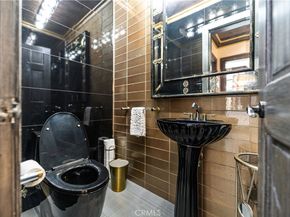 11372 Dona Teresa Drive, Studio City CA 91604