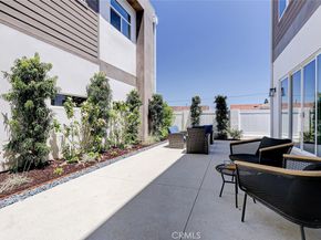 2321 Clark Lane B, Redondo Beach CA 90278