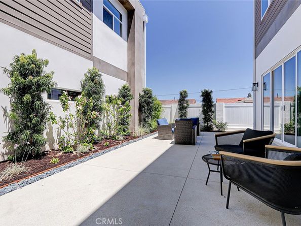 2321 Clark Lane B, Redondo Beach CA 90278