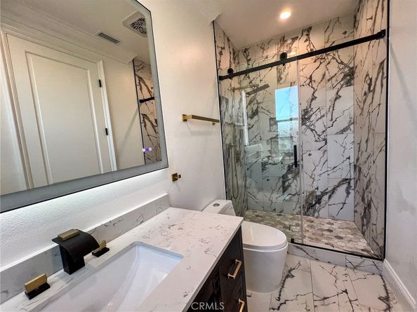 21861 Vacation Ln Lane, Huntington Beach CA 92646