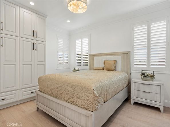 21861 Vacation Ln Lane, Huntington Beach CA 92646