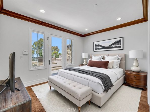 25 Village Way, Irvine CA 92603