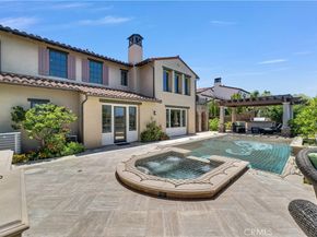 25 Village Way, Irvine CA 92603