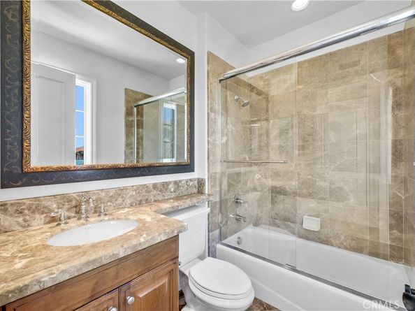 25 Village Way, Irvine CA 92603