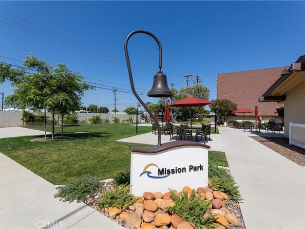 1221 Knollwood M4 47H, Seal Beach CA 90740