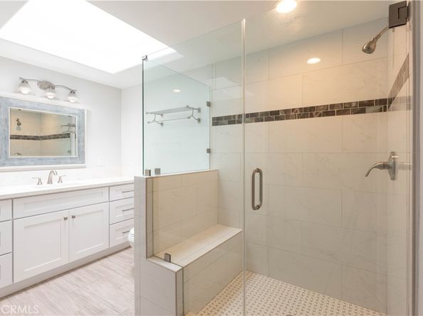 1221 Knollwood M4 47H, Seal Beach CA 90740