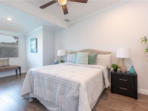 1221 Knollwood M4 47H, Seal Beach CA 90740