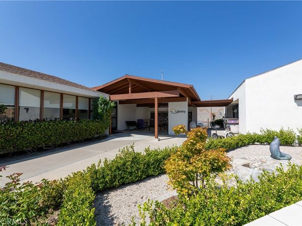 1221 Knollwood M4 47H, Seal Beach CA 90740