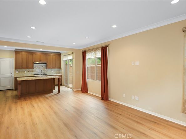 220 Kempton, Irvine CA 92620