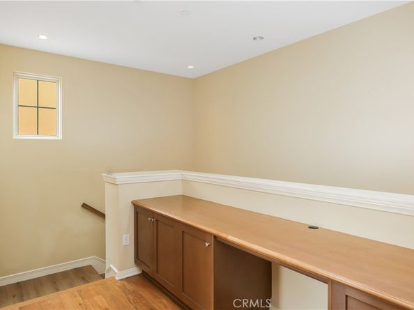 220 Kempton, Irvine CA 92620