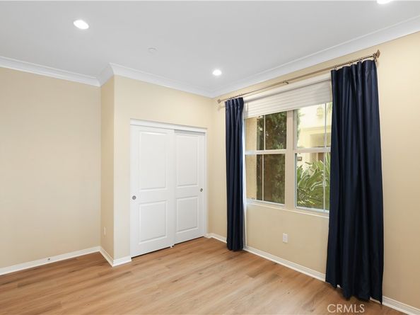 220 Kempton, Irvine CA 92620