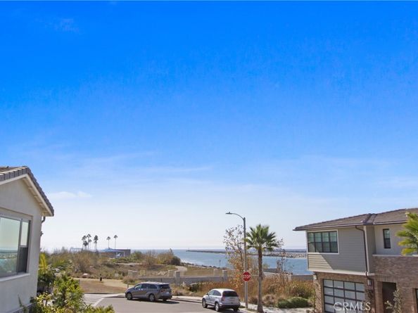 208 Ocean Place, Seal Beach CA 90740