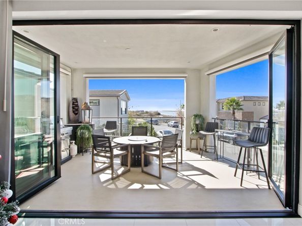 208 Ocean Place, Seal Beach CA 90740