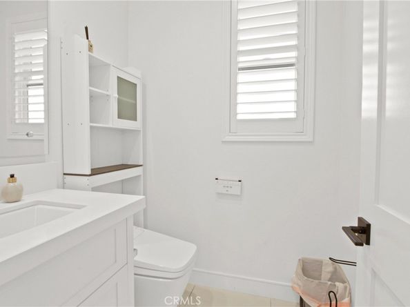208 Ocean Place, Seal Beach CA 90740