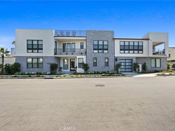 208 Ocean Place