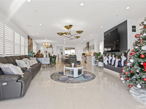 208 Ocean Place, Seal Beach CA 90740