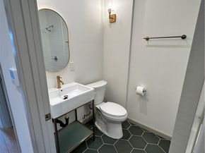 1241 W 22nd Street, Los Angeles CA 90007