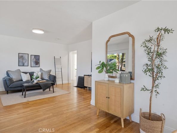 3523 Kallin Avenue, Long Beach CA 90808