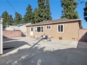 3523 Kallin Avenue, Long Beach CA 90808