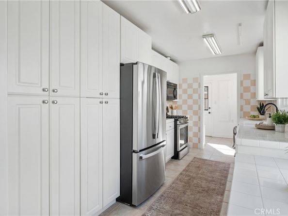 3523 Kallin Avenue, Long Beach CA 90808