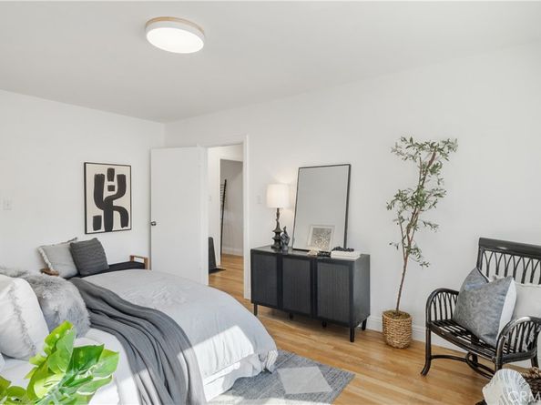 3523 Kallin Avenue, Long Beach CA 90808