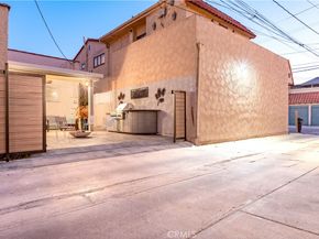 143 Roycroft Avenue, Long Beach CA 90803