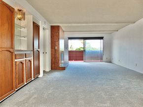 2805 E 3rd Street #10 10, Long Beach CA 90814