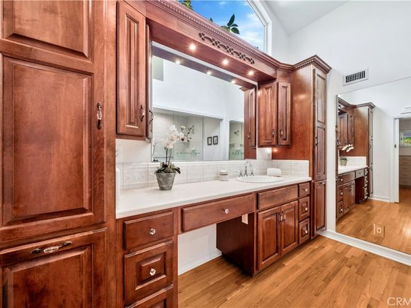 2108 N Rosewood Avenue, Santa Ana CA 92706