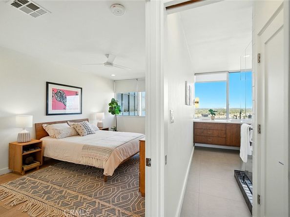 2999 E Ocean Boulevard 1320, Long Beach CA 90803